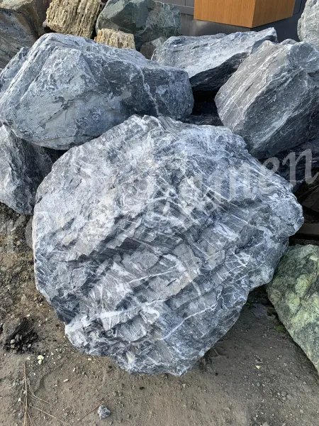 Валун мрамор «серо-черный»