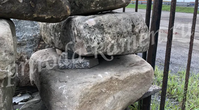 Валун речной песчаник «Плиты»